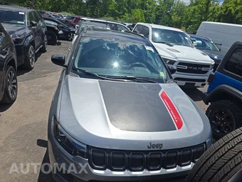 2022 Jeep Compass Trailhawk - miniatura 2