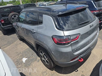2022 Jeep Compass Trailhawk - miniatura 6