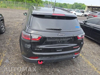 2022 Jeep Compass Trailhawk - miniatura 5