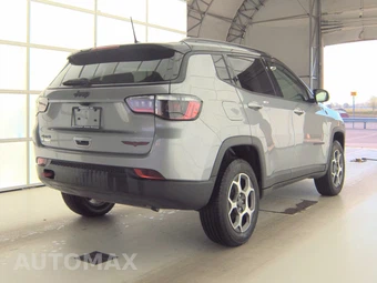 2022 Jeep Compass Trailhawk - miniatura 4