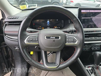 2022 Jeep Compass Trailhawk - miniatura 10