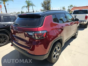2022 Jeep Compass Trailhawk - miniatura 4