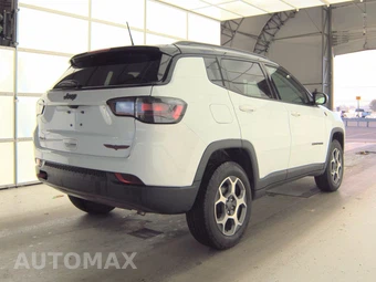 2022 Jeep Compass Trailhawk - miniatura 4