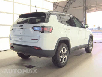 2022 Jeep Compass Trailhawk - miniatura 4