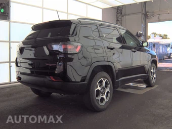 2022 Jeep Compass Trailhawk - miniatura 4