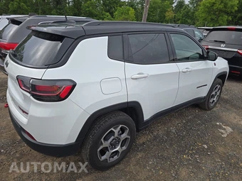 2022 Jeep Compass Trailhawk - miniatura 4