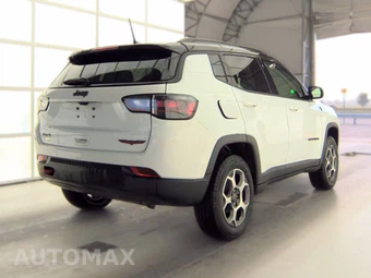 2022 Jeep Compass Trailhawk - miniatura 4