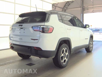2022 Jeep Compass Trailhawk - miniatura 4