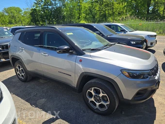 2022 Jeep Compass Trailhawk - miniatura 3
