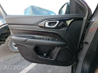 2022 Jeep Compass Trailhawk - miniatura 9