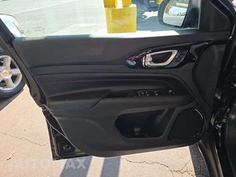 2022 Jeep Compass Trailhawk - miniatura 9