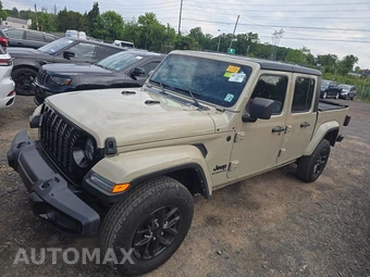 2022 Jeep Gladiator Altitude Crew Cab Medium Bed