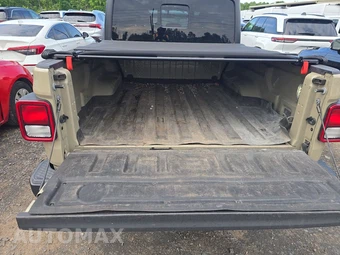 2022 Jeep Gladiator Altitude Crew Cab Medium Bed - miniatura 16