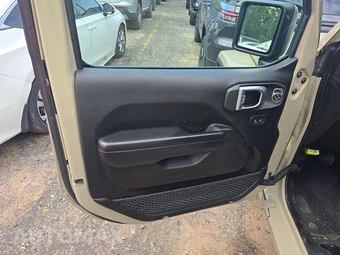 2022 Jeep Gladiator Altitude Crew Cab Medium Bed - miniatura 9
