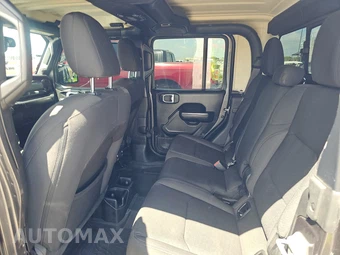 2022 Jeep Gladiator Altitude Crew Cab Medium Bed - miniatura 13