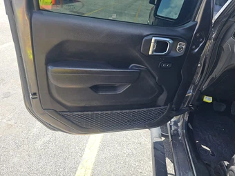 2022 Jeep Gladiator Altitude Crew Cab Medium Bed - miniatura 9