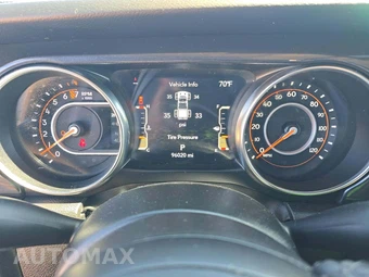 2022 Jeep Gladiator Altitude Crew Cab Medium Bed - miniatura 9
