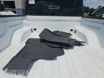 2022 Jeep Gladiator Altitude Crew Cab Medium Bed - miniatura 16