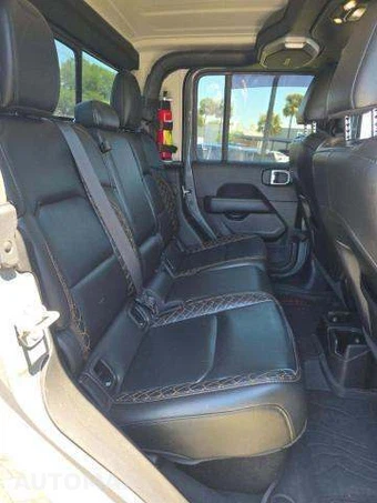 2022 Jeep Gladiator High Altitude Edition Crew Cab Medium Bed - miniatura 16