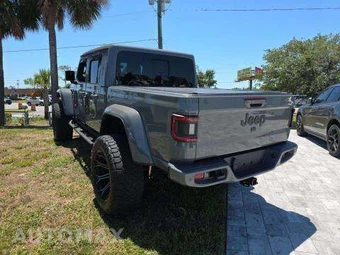 2022 Jeep Gladiator High Altitude Edition Crew Cab Medium Bed - miniatura 2