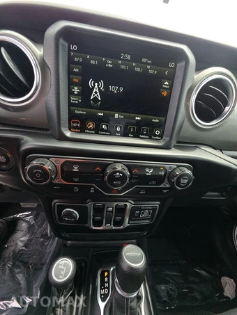 2022 Jeep Gladiator Overland Crew Cab Medium Bed - miniatura 11
