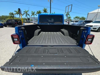 2022 Jeep Gladiator Overland Crew Cab Medium Bed - miniatura 11