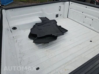 2022 Jeep Gladiator Overland Crew Cab Medium Bed - miniatura 16