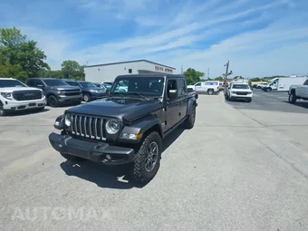 2022 Jeep Gladiator Overland Crew Cab Medium Bed