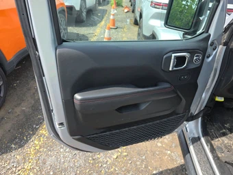 2022 Jeep Gladiator Rubicon Crew Cab Medium Bed - miniatura 9