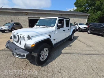 2022 Jeep Gladiator Sport S Crew Cab Medium Bed