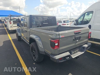 2022 Jeep Gladiator Willys Crew Cab Medium Bed - miniatura 6