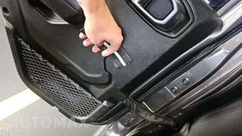 2022 Jeep Gladiator Willys Crew Cab Medium Bed - miniatura 28
