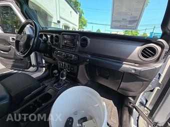 2022 Jeep Gladiator Willys Crew Cab Medium Bed - miniatura 19