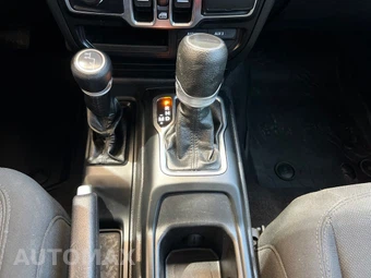 2022 Jeep Gladiator Willys Crew Cab Medium Bed - miniatura 30