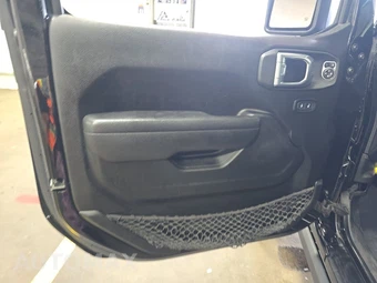 2022 Jeep Gladiator Willys Crew Cab Medium Bed - miniatura 9