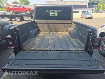 2022 Jeep Gladiator Willys Crew Cab Medium Bed - miniatura 14