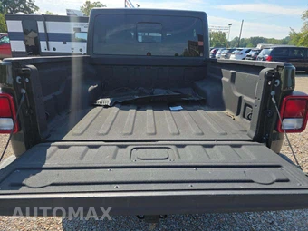 2022 Jeep Gladiator Willys Crew Cab Medium Bed - miniatura 11
