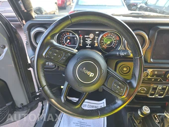 2022 Jeep Gladiator Willys Crew Cab Medium Bed - miniatura 10