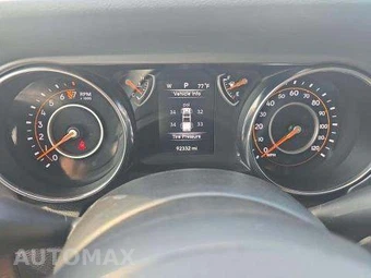 2022 Jeep Gladiator Willys Crew Cab Medium Bed - miniatura 10
