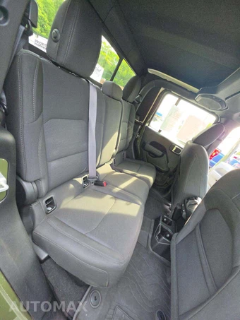 2022 Jeep Gladiator Willys Crew Cab Medium Bed - miniatura 16