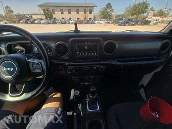 2022 Jeep Gladiator Willys Crew Cab Medium Bed - miniatura 11