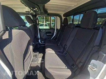 2022 Jeep Gladiator Willys Crew Cab Medium Bed - miniatura 14