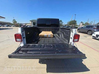 2022 Jeep Gladiator Willys Crew Cab Medium Bed - miniatura 15