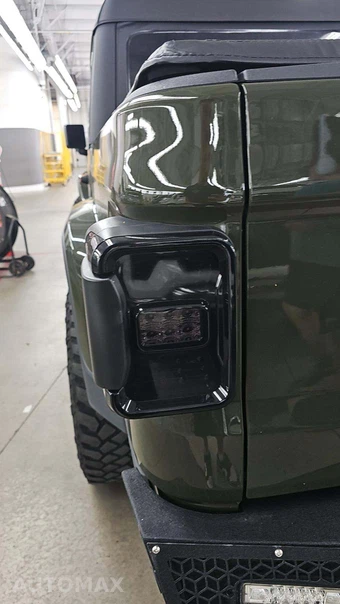 2022 Jeep Gladiator Willys Sport Crew Cab Medium Bed - miniatura 32