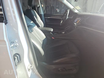 2022 Jeep Grand Cherokee 4xe - miniatura 8