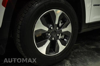 2022 Jeep Grand Cherokee 4xe - miniatura 3