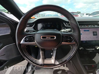 2022 Jeep Grand Cherokee 4xe Overland - miniatura 10