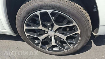 2022 Jeep Grand Cherokee 4xe Summit Reserve - miniatura 30