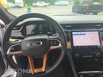 2022 Jeep Grand Cherokee 4xe Summit Reserve - miniatura 11
