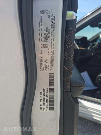 2022 Jeep Grand Cherokee 4xe Summit Reserve - miniatura 2